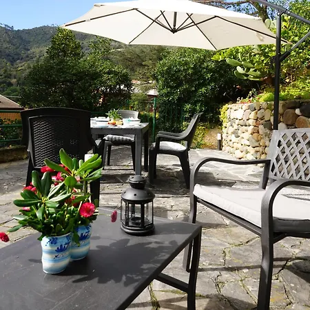 Monterosso Garden House Монтероссо-аль-Маре