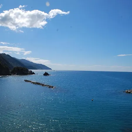 Monterosso Garden House