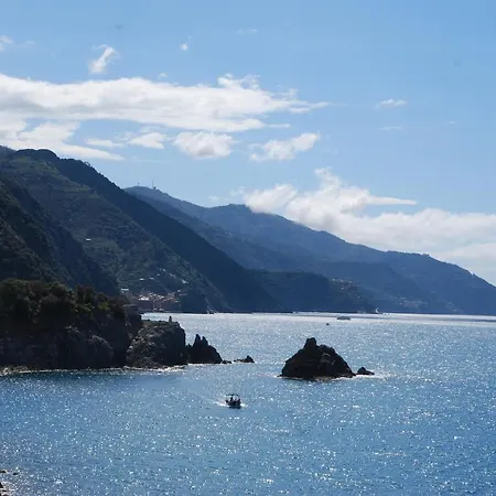 Monterosso Garden House Lägenhet *