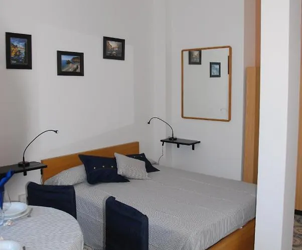 شقة Monterosso Garden House مونتيروسّو ال ماري