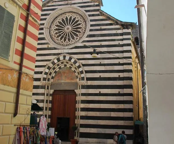 Monterosso Garden House * مونتيروسّو ال ماري