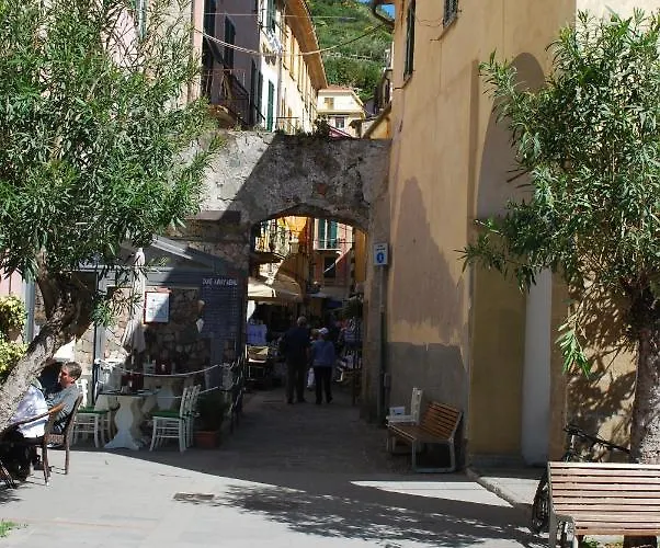 Monterosso Garden House *